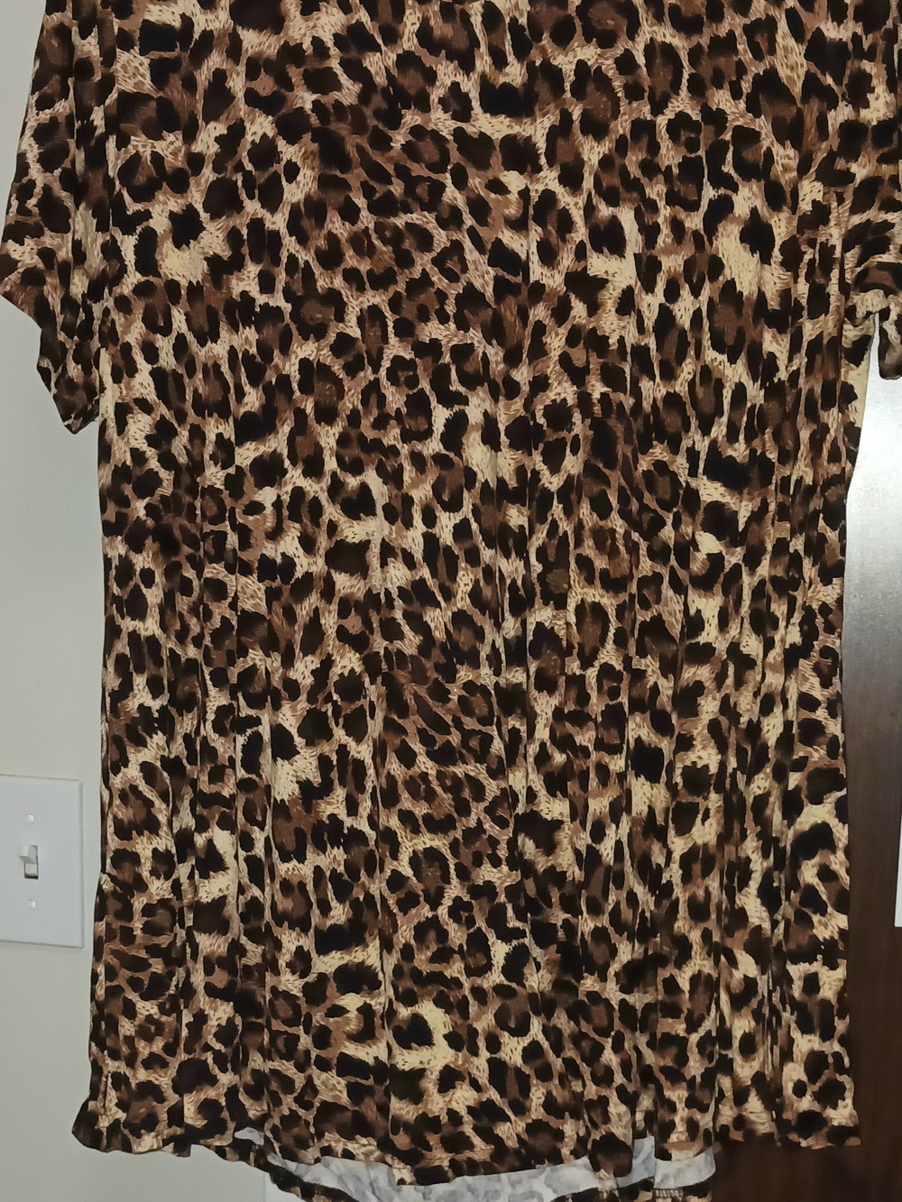 Leopard PRINT LARACE  for Womens  Loose Fit Short Sleeve BLOUSE SIZE 3X(WITH TAG